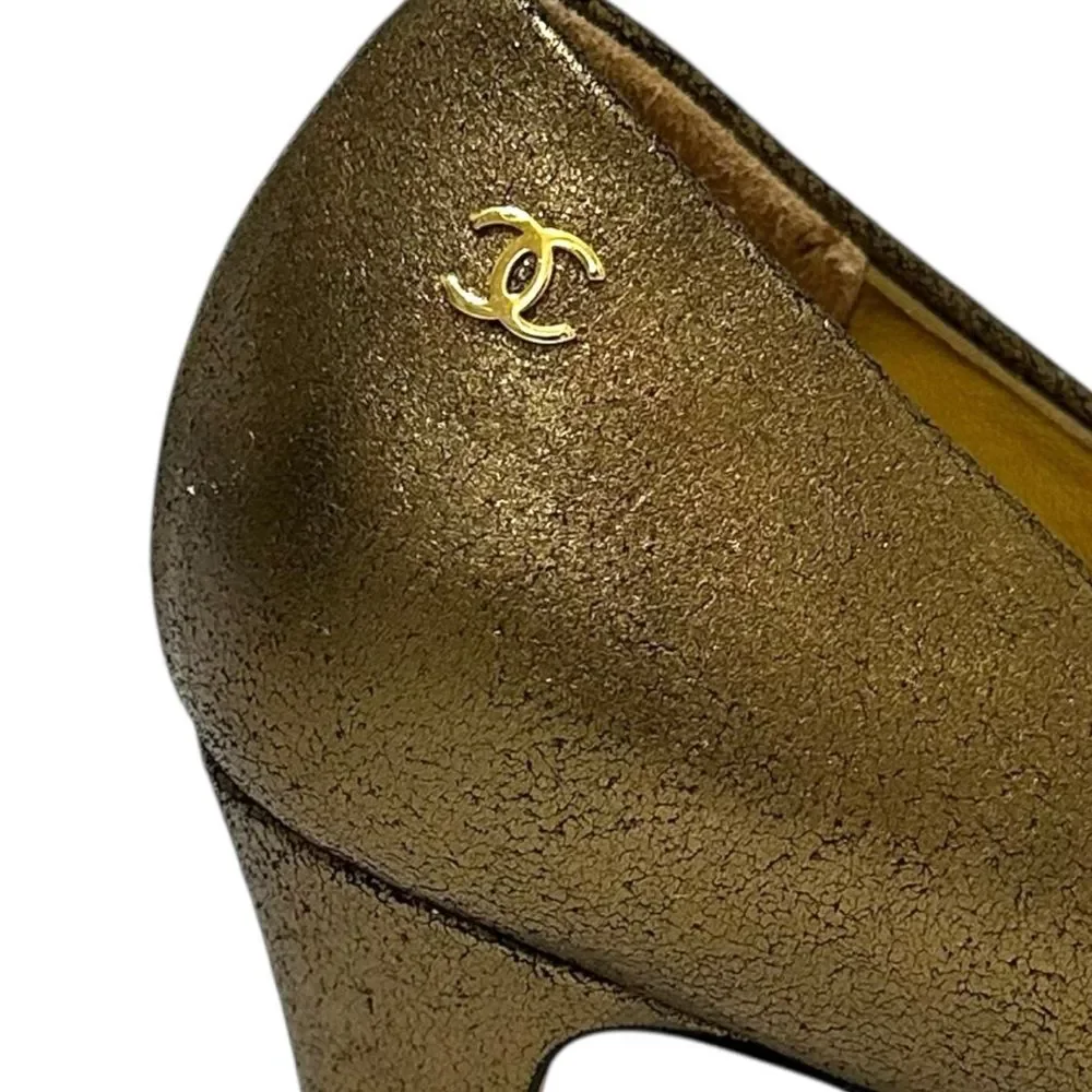 CHANEL CC Logo Metallic Bronze Gold Pointed Toe Pumps Low Heels 39 8.5 9